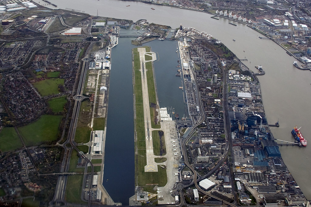 post office near london city airport